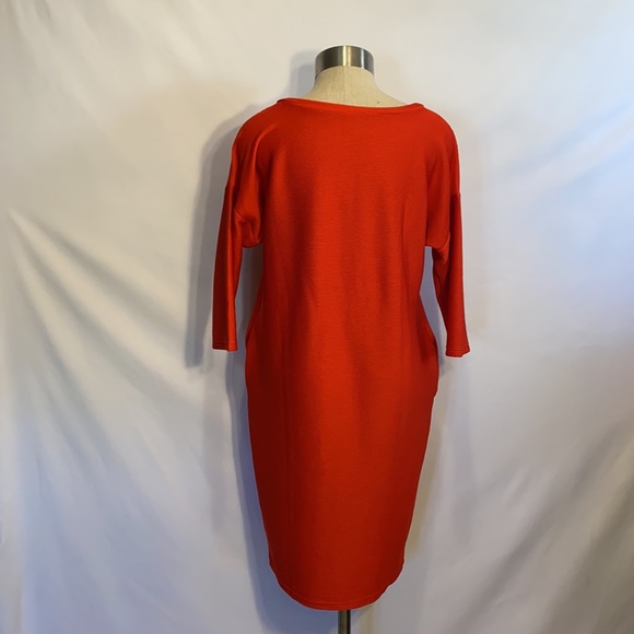Red Small Venus knee high dress - Picture 5 of 10